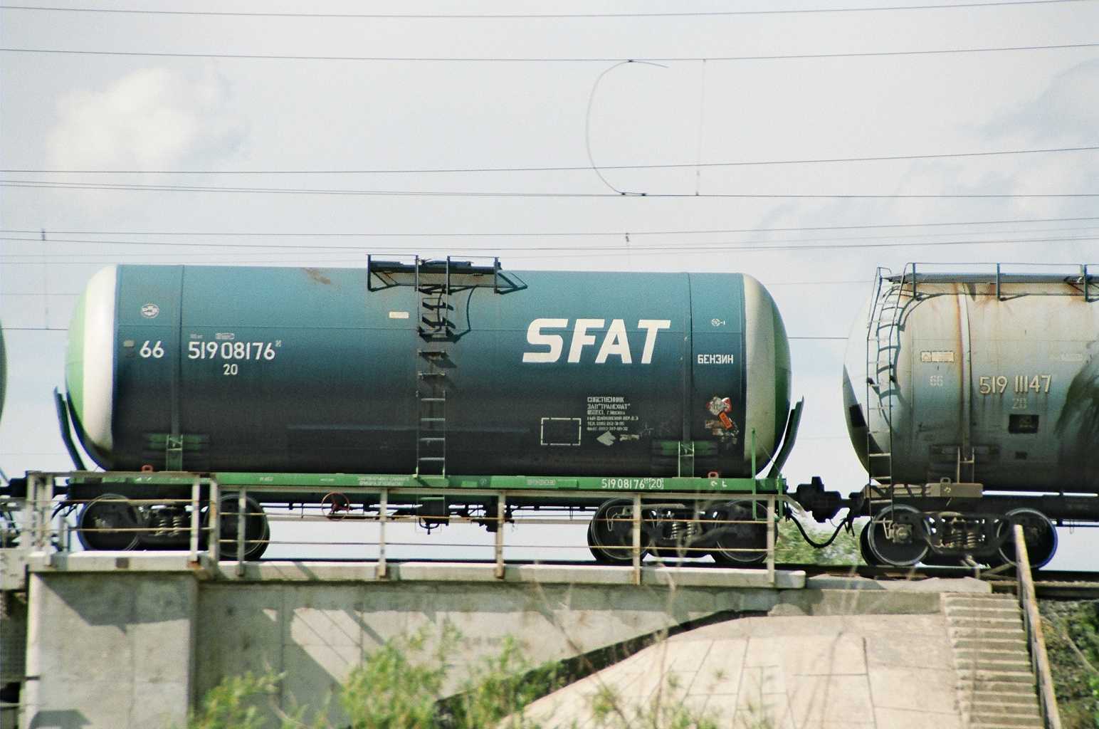 61460012_b.JPG