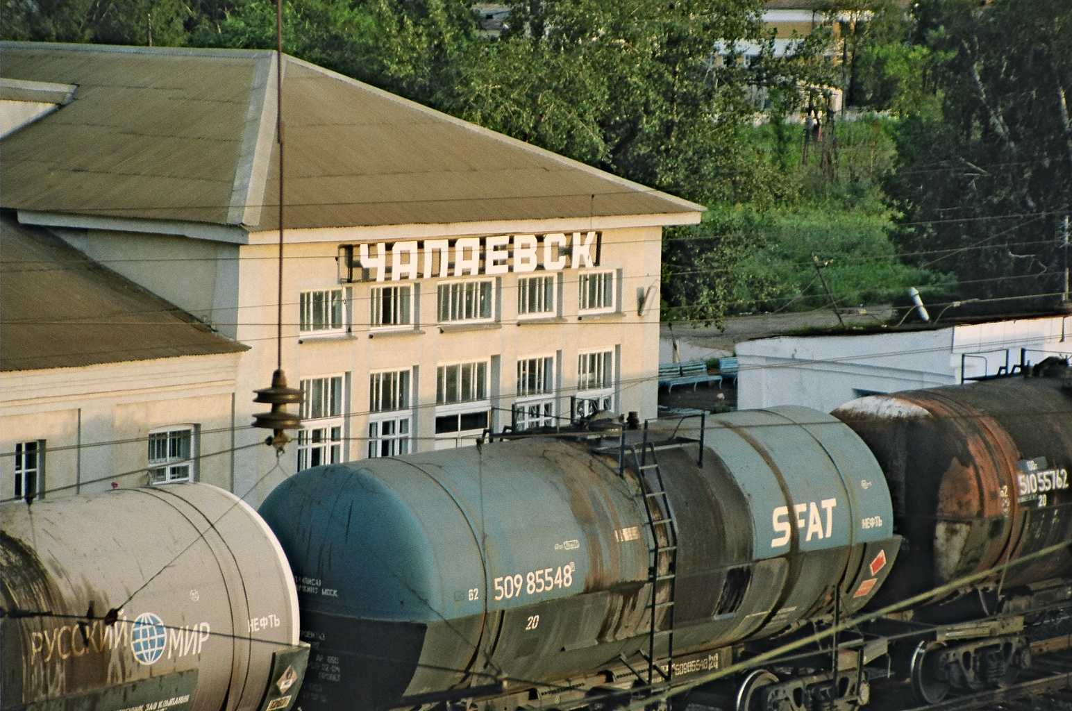 61470023_b.jpg