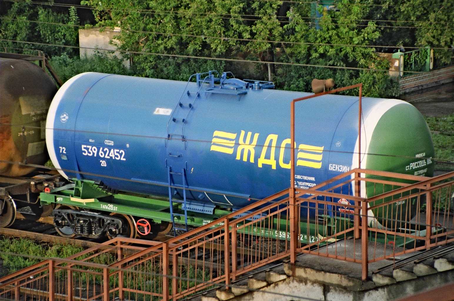 61470024_b.jpg